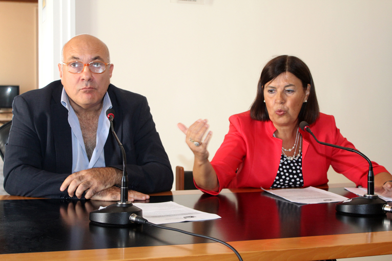 LA SOPRINTENDENTE FRANCESCA CASULE DURANTE UNA CONFERENZA STAMPA